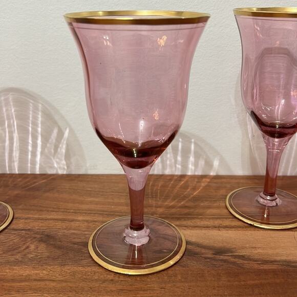 Regal Crystal Amethyst Stemware - 5 goblets with gilded around lip and foot 7" - Picture 6 of 10